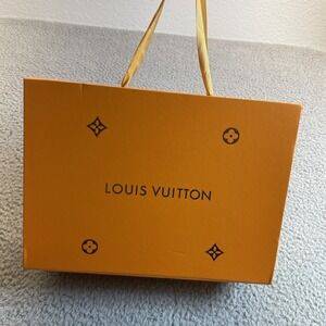 Louis Vuitton LV Authentic Empty Gift Box‎ 14'' x 9'' x 5'' Magnetic  Luxury